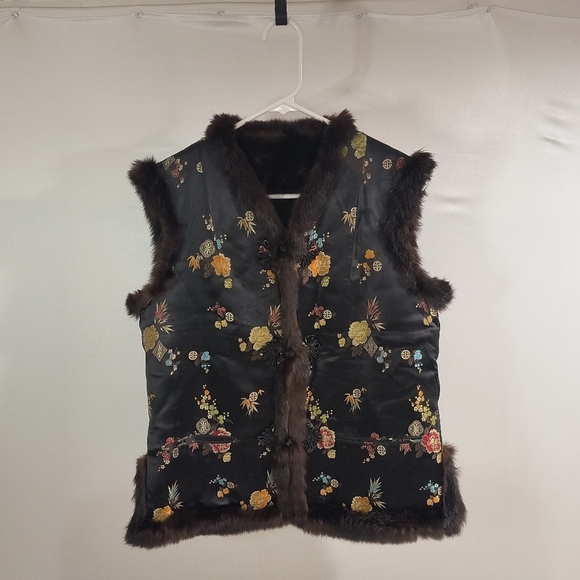 Women's Medium Brown Fur Vest - Picture 1 of 7